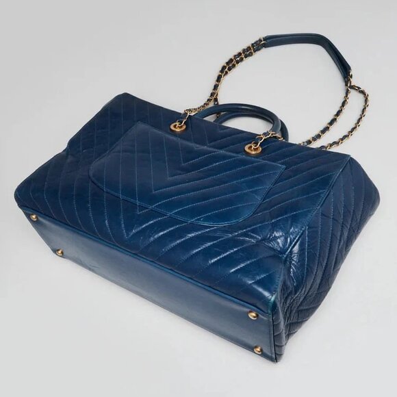Chanel Blue Quilted Aged Calfskin Leather Coco Allure Tote Bag - Picture 3 of 12